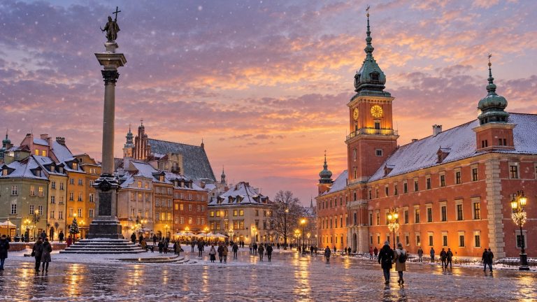 Poland City Escape: Discover Warsaw